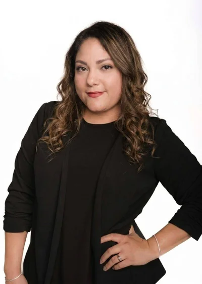 Annelise Saldívar
